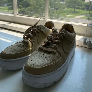 Nike Air Force 1 Sneakers